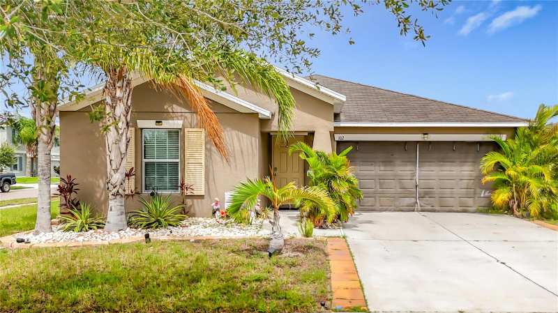 3 bedroom Single Family Residence at 102 Cascade Bend Drive, Riverbend West Ph 2, Ruskin — photo 1