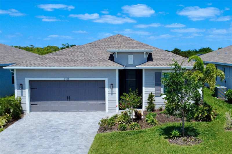 3 bedroom Single Family Residence at 8608 Saint Kitts Circle, Coco Bay, Englewood — photo 1