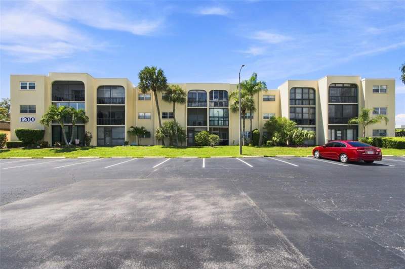 1 bedroom Condominium at 11485 Oakhurst Road #1200-214, Waters Edge 1 Condo, Largo — photo 3