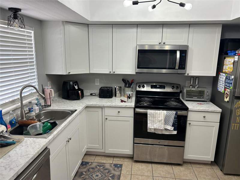 2 bedroom Condominium at 6301 58th Street #305, Outlook Village Condo, Pinellas Park — photo 2