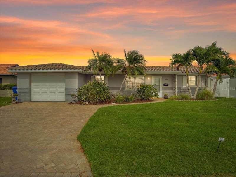 2 bedroom Single Family Residence at 5008 Dory Drive, Flor A Mar, New Port Richey — photo 1