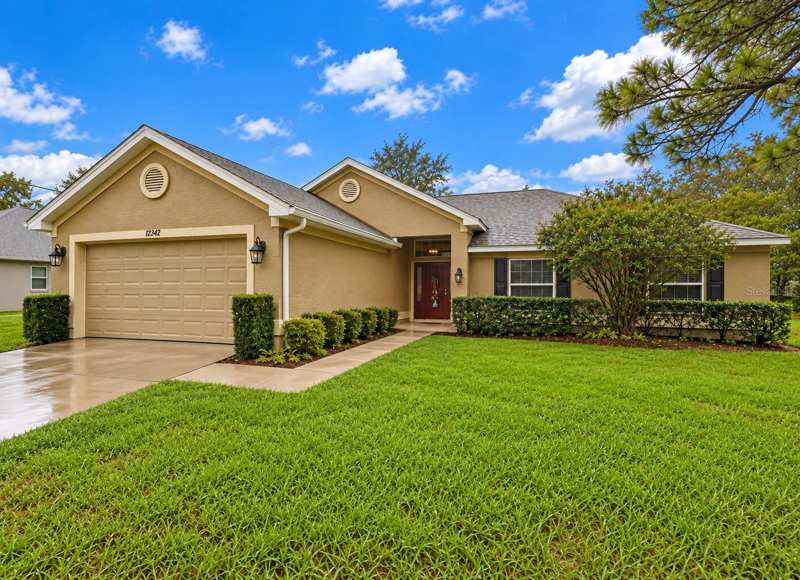 4 bedroom Single Family Residence at 12342 Quigley Avenue, Royal Highlands, Weeki Wachee — photo 1