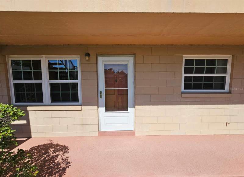 Tavares Lakeview Condo