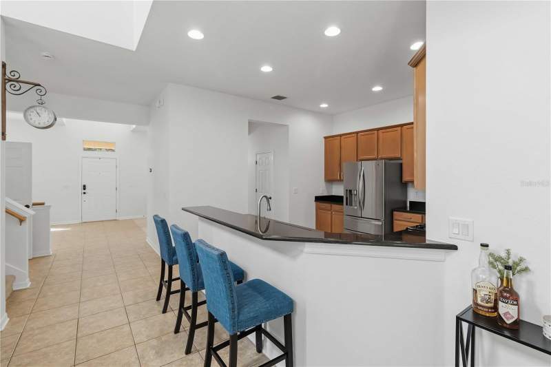 4 bedroom Single Family Residence at 11310 Winthrop Lake Drive, Winthrop Village Ph One-B, Riverview — photo 5
