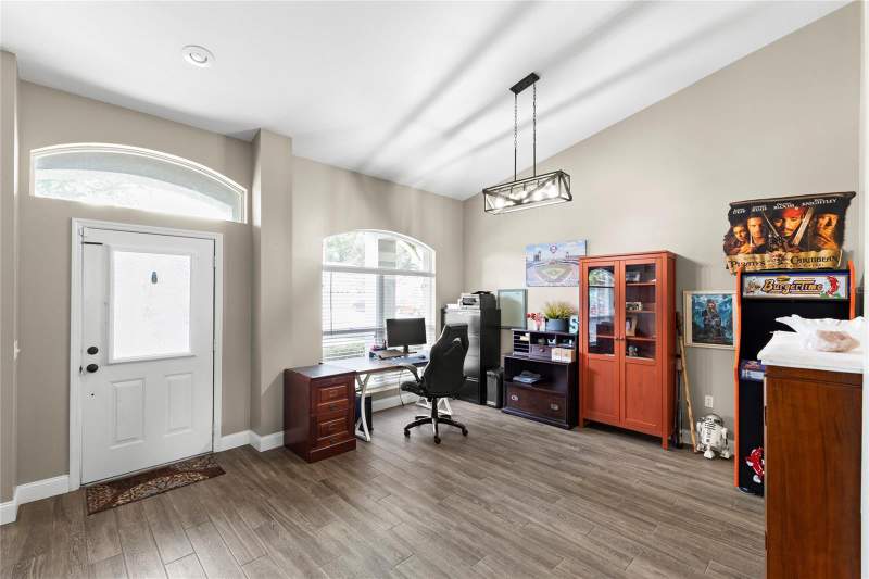4 bedroom Single Family Residence at 4038 Lithia Ridge Boulevard, Ranch Road Groves, Valrico — photo 5