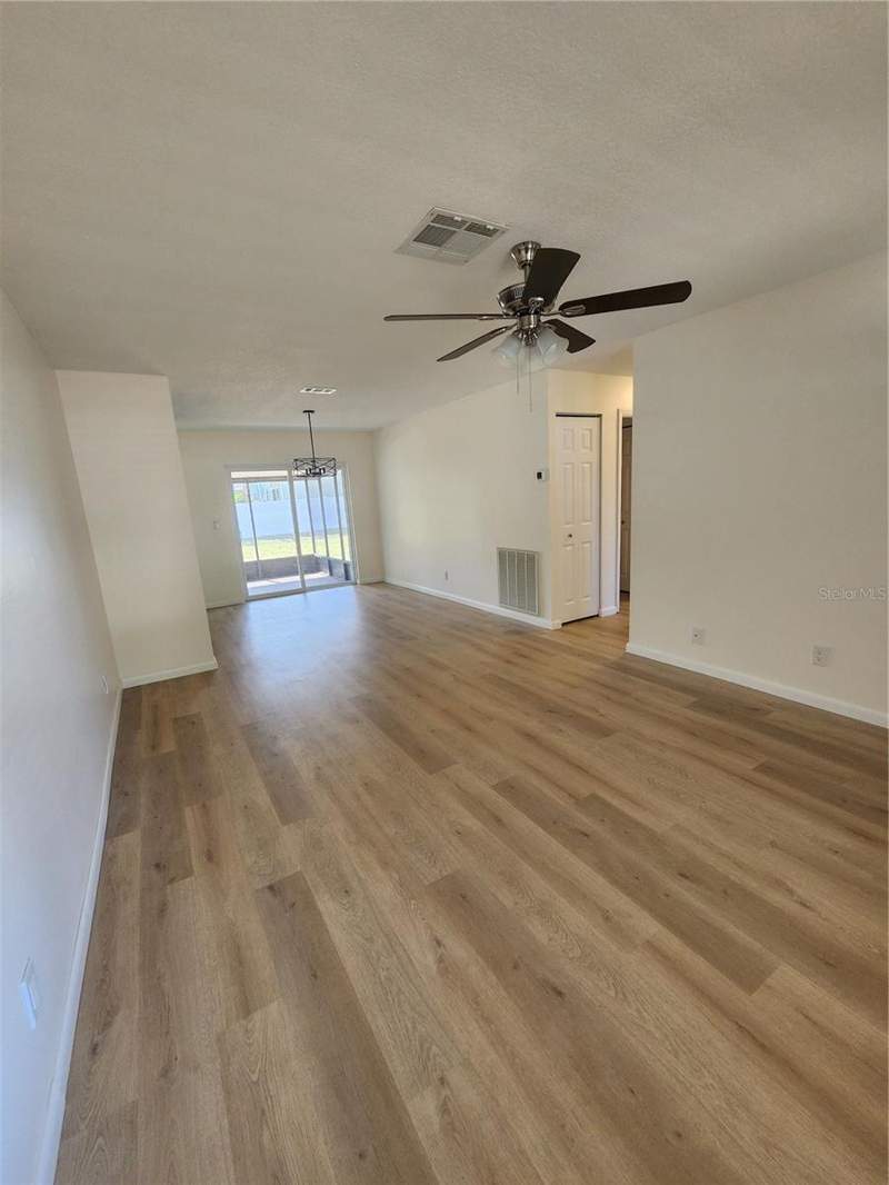 3 bedroom Single Family Residence at 13010 CUMBERLAND DRIVE, CUMBERLAND PARK, LARGO — photo 2