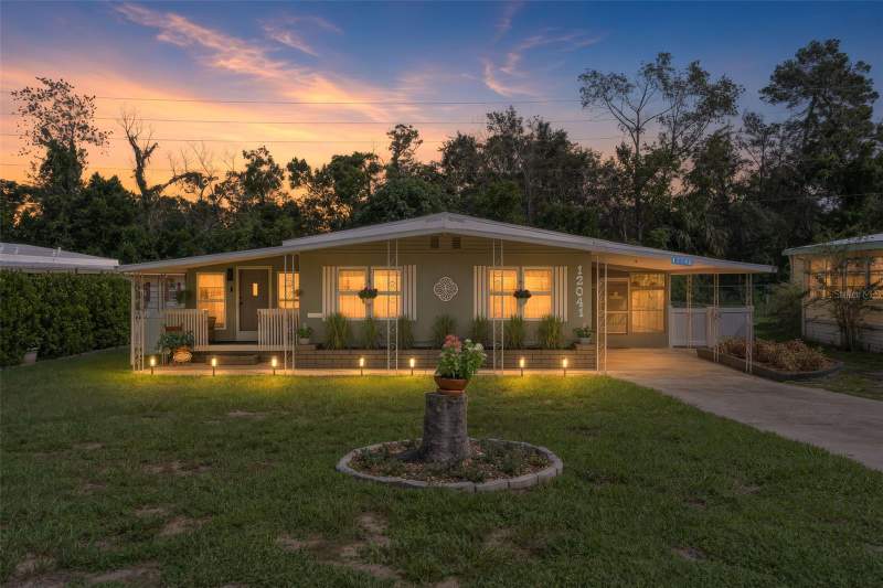 2 bedroom Mobile Home at 12041 Fairway Avenue, High Point Mh Sub, Brooksville — photo 2