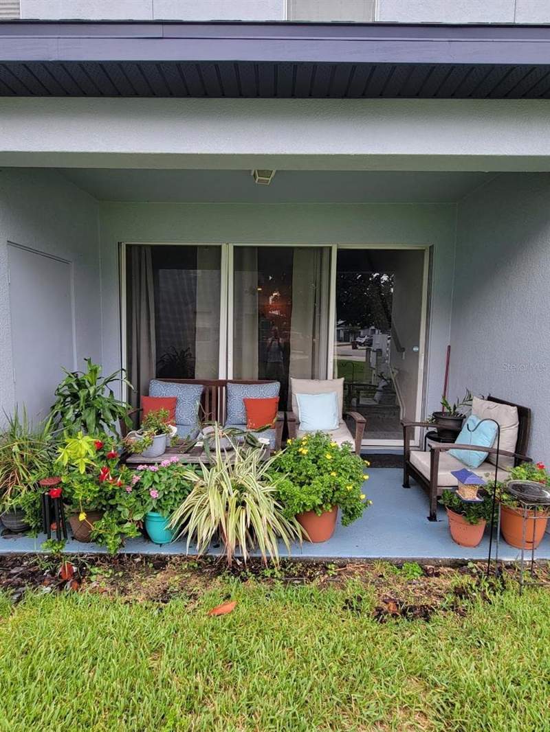 3 bedroom Townhouse at 2904 GRAFTON DRIVE, TWNHOMES FLORA RIDGE P2, KISSIMMEE — photo 4