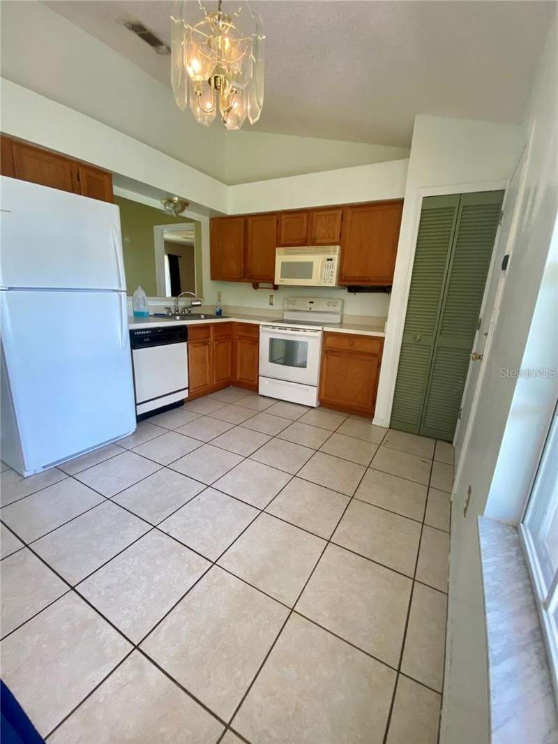 3 bedroom Single Family Residence at 5230 Clarion Oaks Drive, Clarion Oaks, Orlando — photo 4
