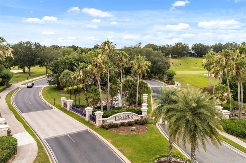 4 bedroom Single Family Residence at 4332 Fawn Meadows Circle, Dearcroft At Legends, Clermont — photo 2