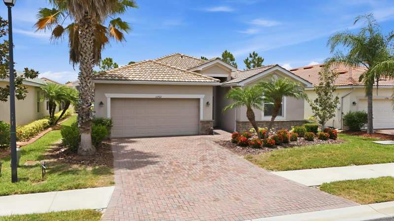 4 bedroom Single Family Residence at 11702 Anhinga Avenue, Stoneybrook At Venice, Venice — photo 1