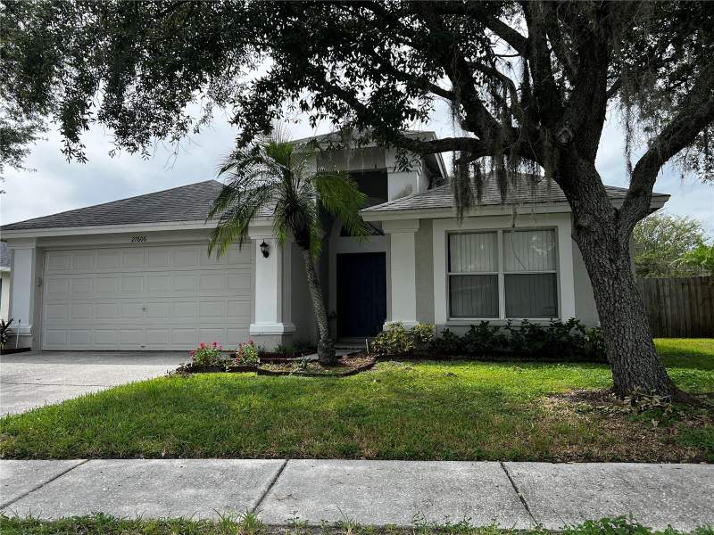 3 bedroom Single Family Residence at 27606 Sky Lake Circle, Lakes At Northwood Ph 03A, Wesley Chapel — photo 2