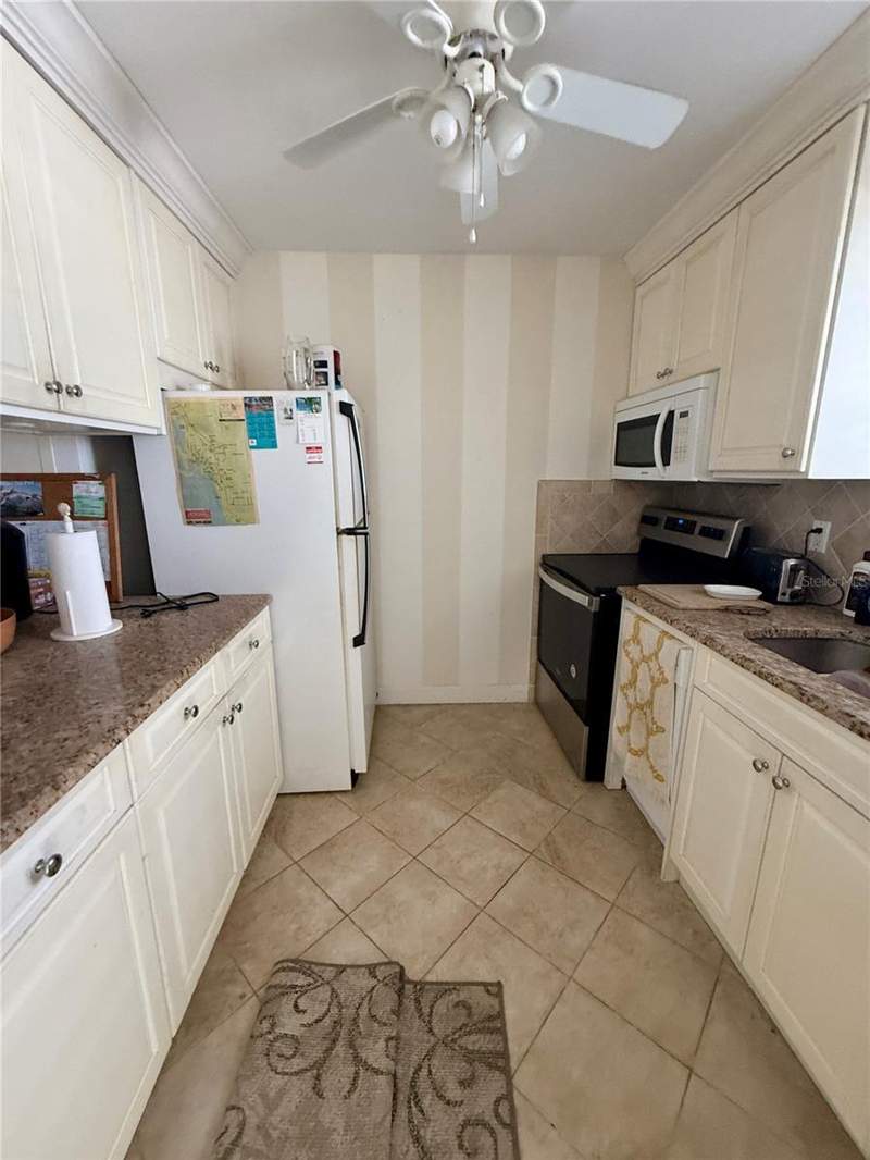 2 bedroom Condominium at 2650 Estero Boulevard #41, Estero Beach Club Condo East, Fort Myers Beach — photo 3