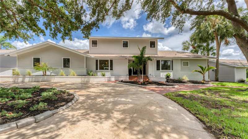 5 bedroom Single Family Residence at 5623 Hull Court, Gulf Harbors Woodlands, New Port Richey — photo 1