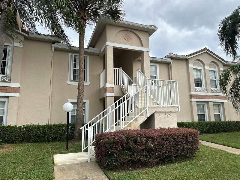 Fairway Glen At Meadow Woods Condo