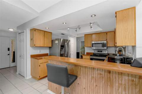 1908 Landside Drive, Valrico FL - photo 20 of 57