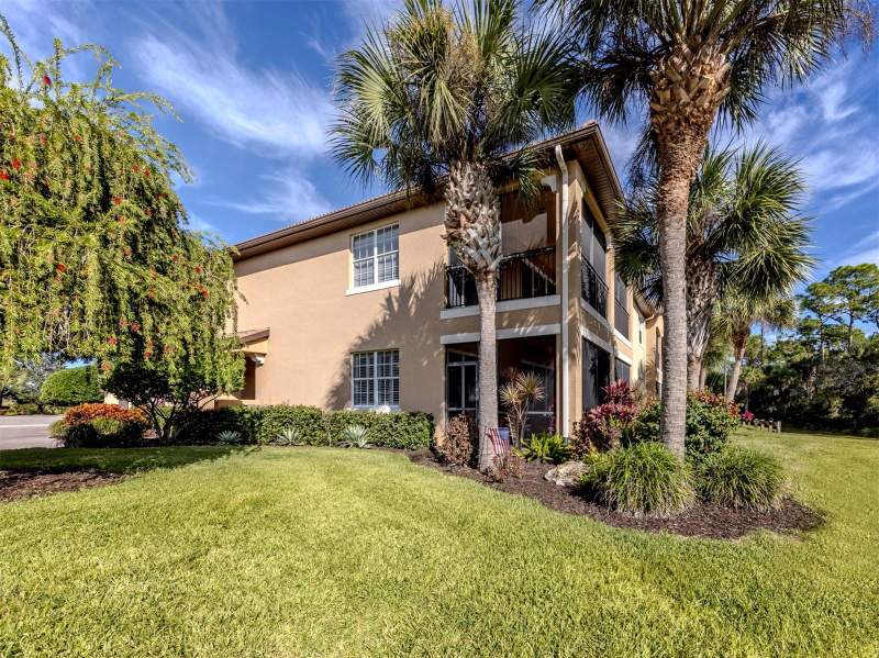 3 bedroom Condominium at 114 Bella Vista Terrace #6B, Venetian Golf And River Club, North Venice — photo 4