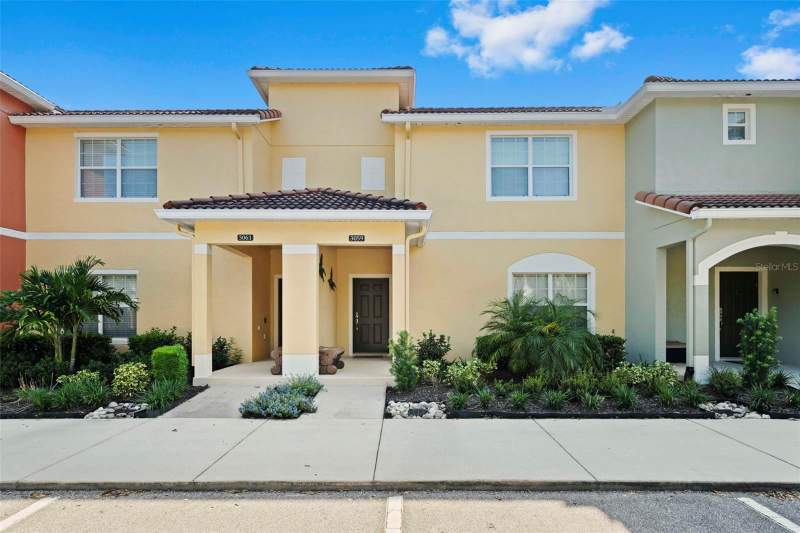 Paradise PalmsHomes for Sale in Kissimmee, FL
