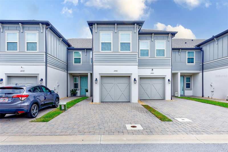 2 bedroom Townhouse at 2441 Foggy Creek Circle, Towns At Belleair Grove, Clearwater — photo 1