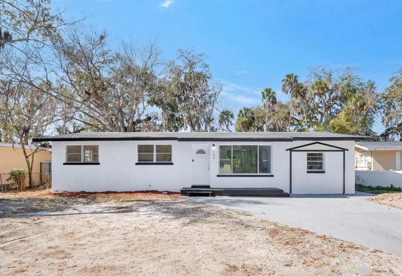 3 bedroom Single Family Residence at 124 Baywood Drive, Frst Ridge Holly Hill, Daytona Beach — photo 1