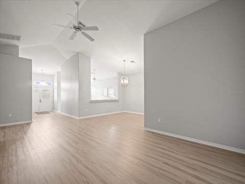 10163 Holly Berry Drive, Weeki Wachee FL - photo 19 of 55