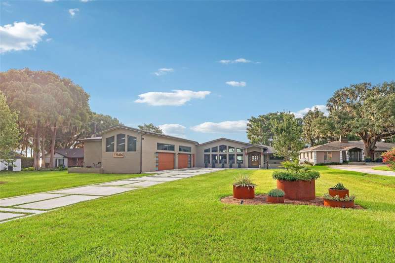 3 bedroom Single Family Residence at 1616 Loves Point Drive, Leesburg Loves Point, Leesburg — photo 2