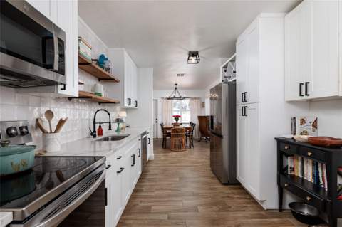600 74th Avenue, St Petersburg FL - photo 6 of 6