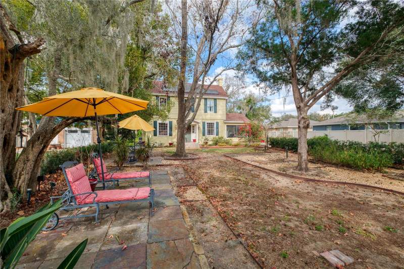 5 bedroom Single Family Residence at 1305 WASHINGTON AVENUE, DIEDRICHS ADD/EUSTIS, EUSTIS — photo 3