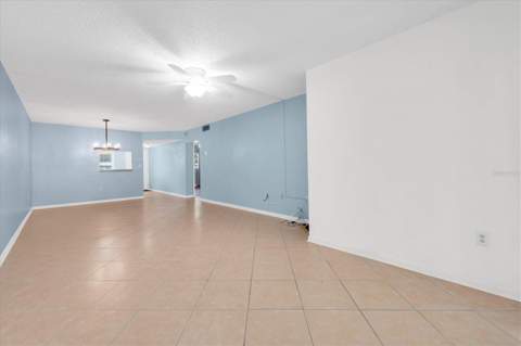 845 Maple Court #103, Dunedin FL - photo 7 of 27