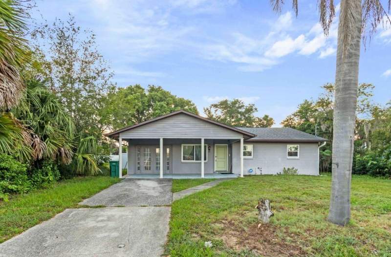 1111 South Street home for sale in EUSTIS WEAVERS SUB