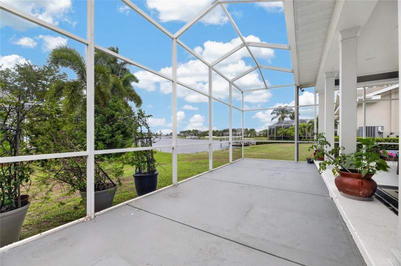 4 bedroom Single Family Residence at 435 Manns Harbor Drive, Mirabay Ph 3A-1, Apollo Beach — photo 3