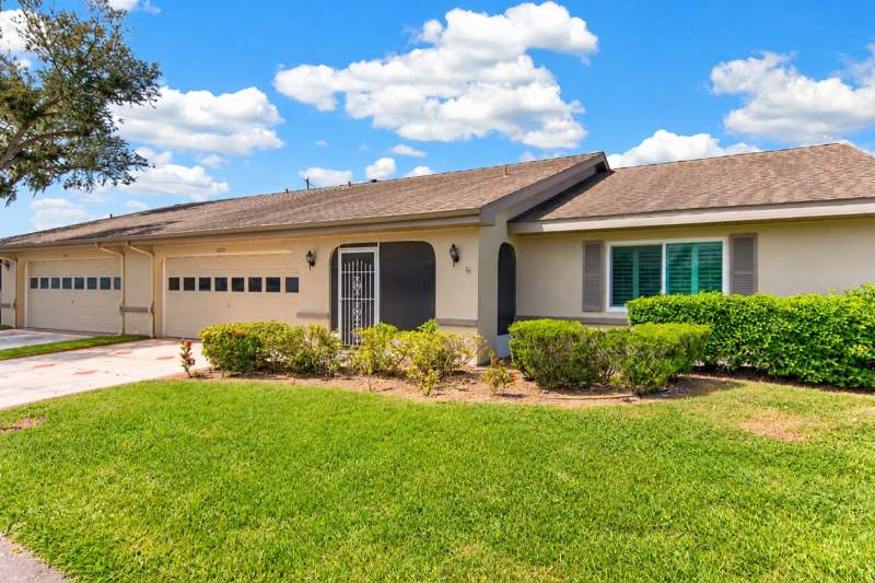 2 bedroom Condominium at 2329 Lancaster Drive, Lancaster I Condo, Sun City Center — photo 3