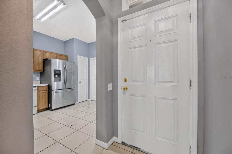 2 bedroom Townhouse at 9831 Blue Palm Way, Townhomes At Sabal Pointe, Tampa — photo 5