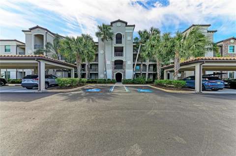 17108 Vardon Terrace #305, gated community for sale in Lakewood Ranch