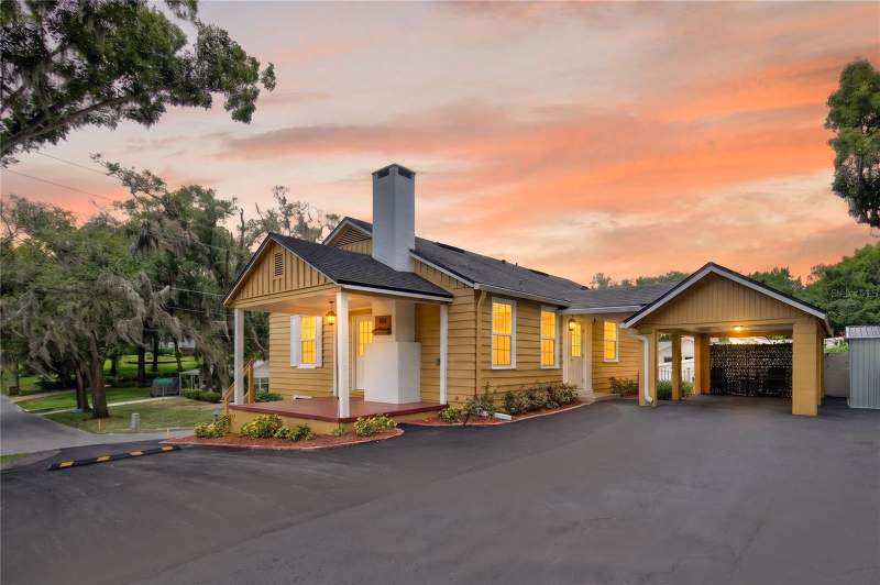102 N CLAYTON STREET home for sale in Brynes
