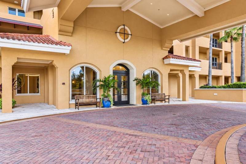 3 bedroom Condominium at 5823 Bowen Daniel Drive #704, Castillo At Westshore Yacht Cl, Tampa — photo 2