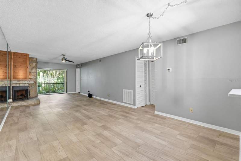 2 bedroom Condominium at 3163 Landmark Drive #615, Eagles Glen Condo, Clearwater — photo 4