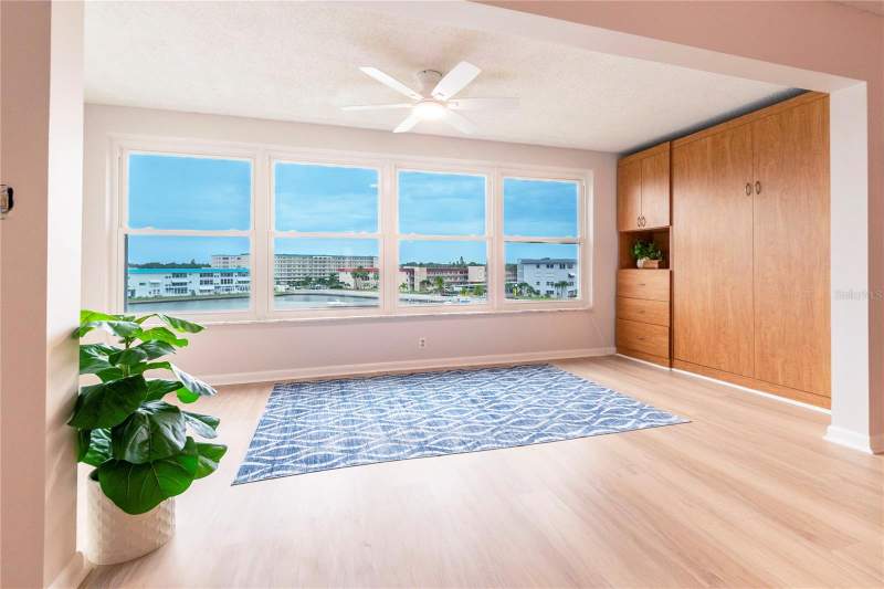 1 bedroom Condominium at 5925 Shore Boulevard #405, Town Shores Of Gulfport, Gulfport — photo 3