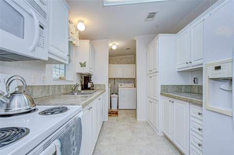 3337 Dawns Dell, Zephyrhills FL - photo 13 of 69