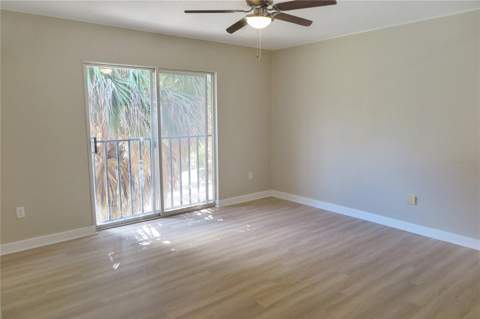 507 NW 39th Road #210, Gainesville FL - photo 6 of 16