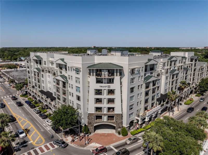 3 bedroom Condominium at 2305 Edgewater Drive #1606, Wellesley Condo, Orlando — photo 1