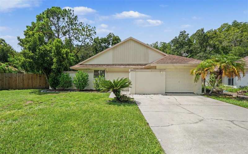 3 bedroom Single Family Residence at 5953 Birchwood Drive, Cedar Creek At Country Run Pha, Tampa — photo 1