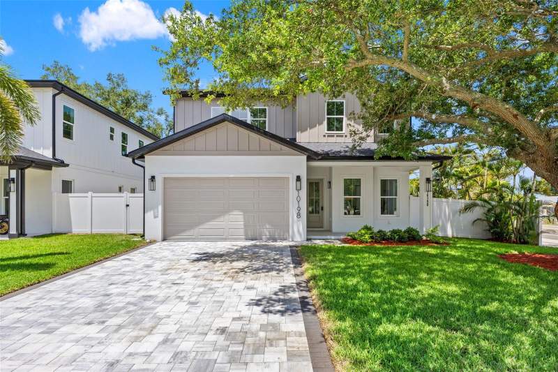 4 bedroom Single Family Residence at 10198 HODSON PLACE, ALSTON HEIGHTS, SEMINOLE — photo 1