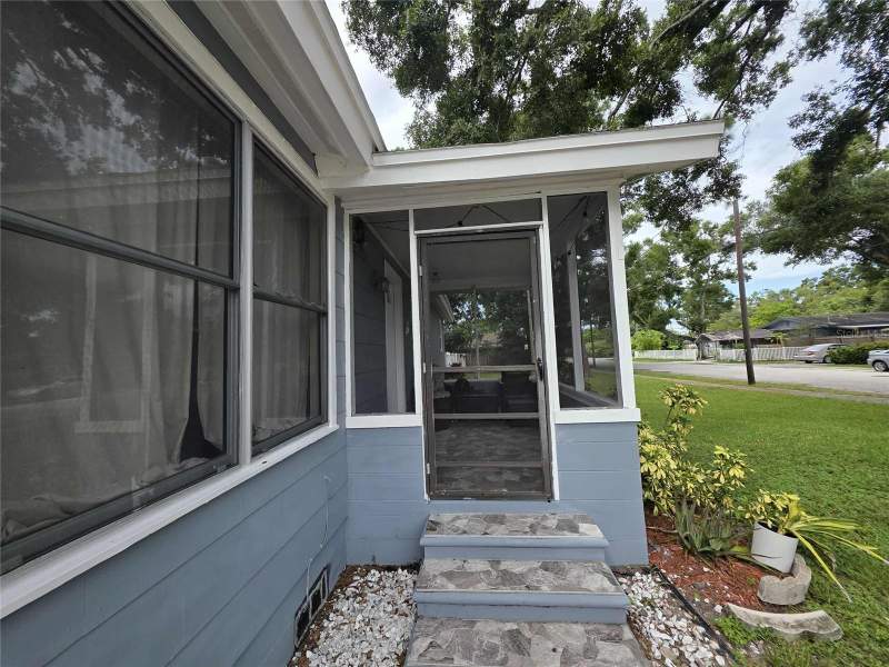3 bedroom Single Family Residence at 5380 77th Avenue, Pinellas Park, Pinellas Park — photo 2