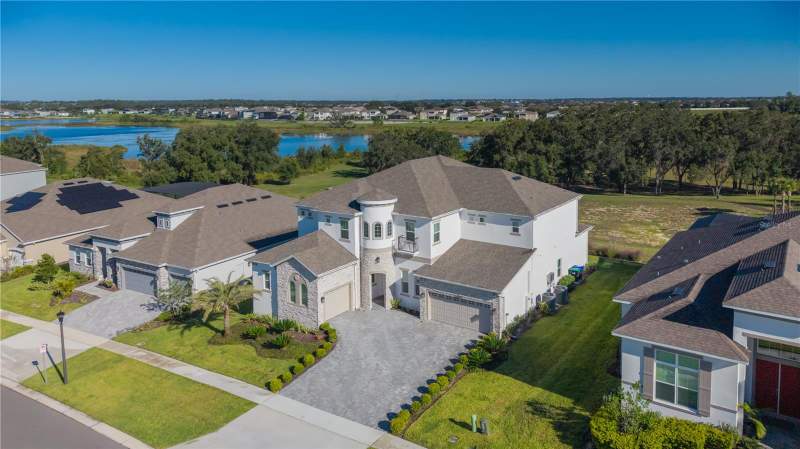 6 bedroom Single Family Residence at 16077 Barkly Ridge Court, Avalon Ridge, Winter Garden — photo 2