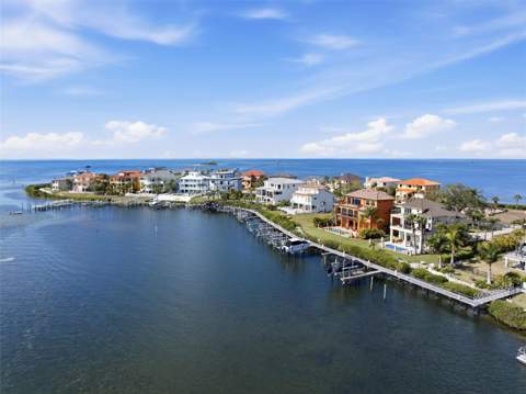26 Harborpointe Dr, Port Richey FL - photo 14 of 36
