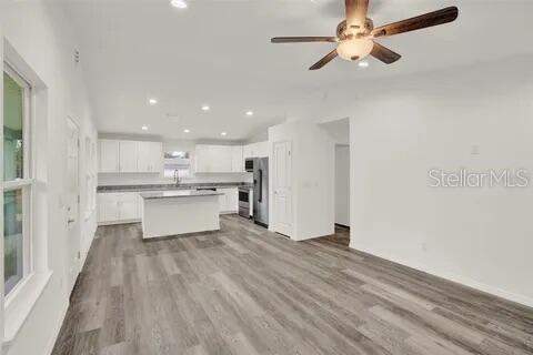 3 bedroom Single Family Residence at 40091 Oakridge Drive, Carlton Village Park, Lady Lake — photo 4