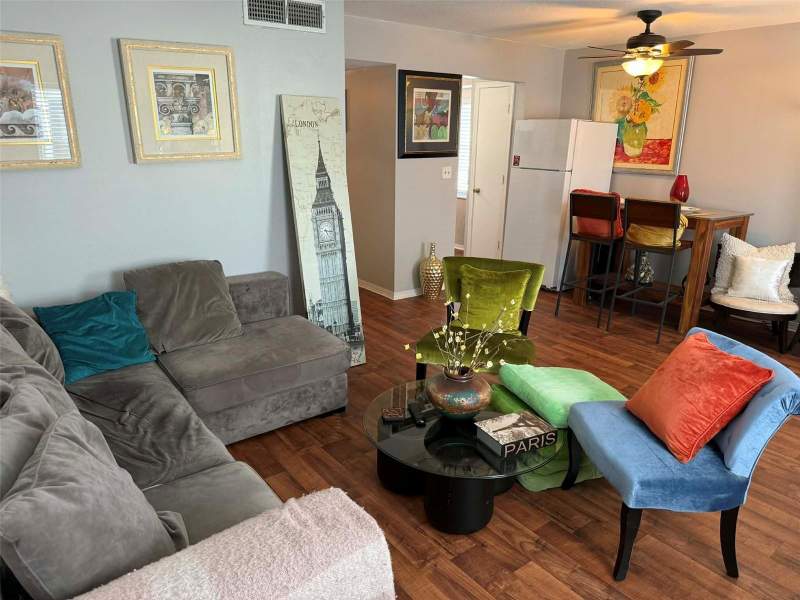 1 bedroom Condominium at 6960 Sunset Drive #2B, Les Chateaux Condo, South Pasadena — photo 4
