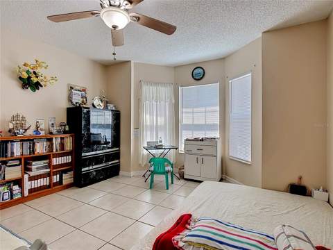 1036 Dudley Drive, Kissimmee FL - photo 8 of 21