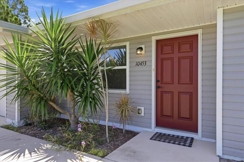 3 bedroom Single Family Residence at 10453 Reims Avenue, Port Charlotte Sec 062, Englewood — photo 3